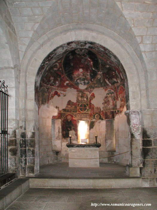 ÁBSIDE NORTE DE LA CRIPTA